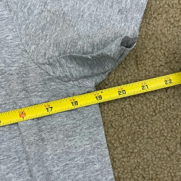 Disney Gray Mickey and Friends Christmas T-Shirt - Picture 3 of 3